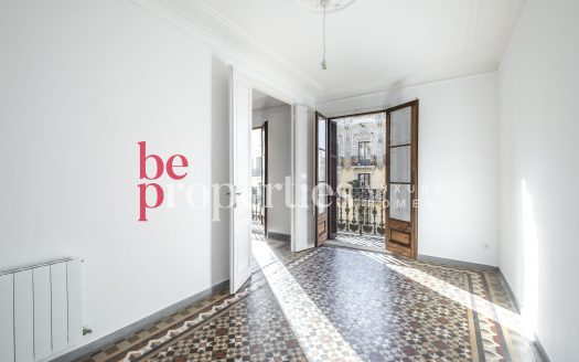 Piso novecentista único en la zona