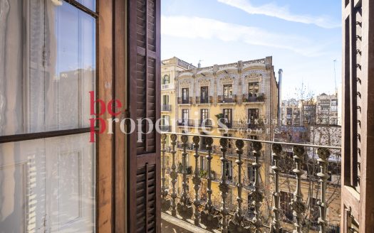 Piso novecentista único en la zona