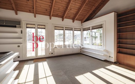 Adosada esquinera en Eixample