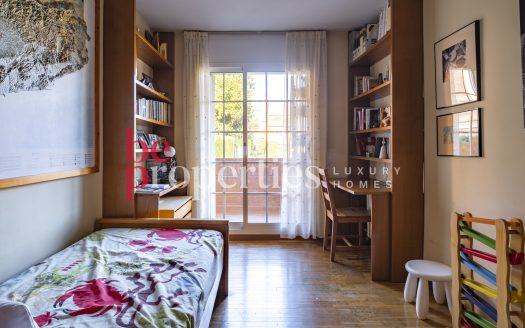 Adosada en la Eixample