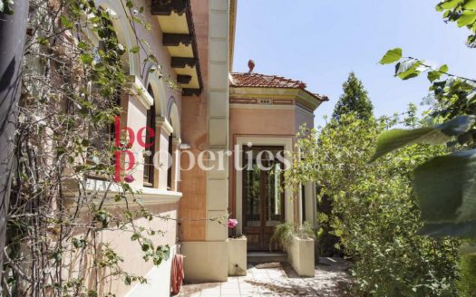 Exclusiva Villa de aire Romántico