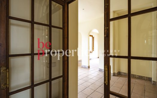 Exclusiva Villa de aire Romántico