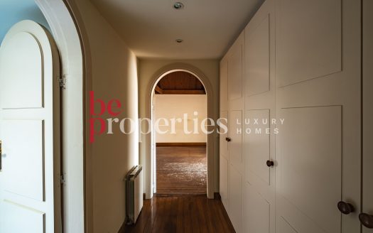 Exclusiva Villa de aire Romántico