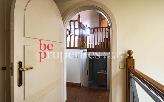 Exclusiva Villa de aire Romántico