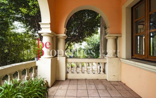 Exclusiva Villa de aire Romántico