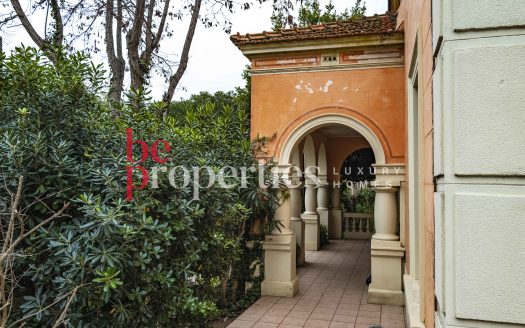 Exclusiva Villa de aire Romántico