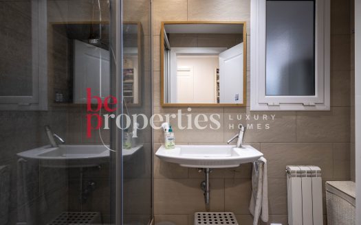 Planta baja impecable en Coll Favà