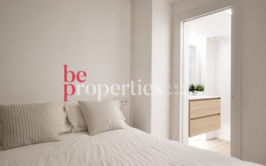 Planta baja impecable en Coll Favà