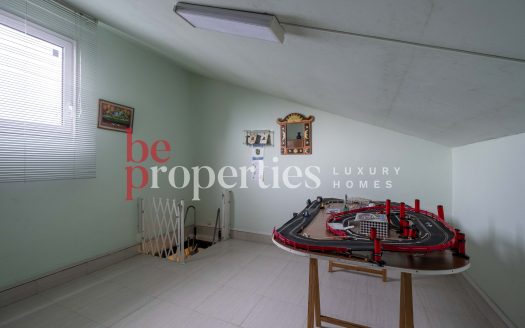 Oportunidad!! Adosada en Coll Favà