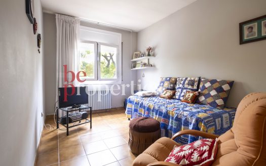 Oportunidad!! Adosada en Coll Favà