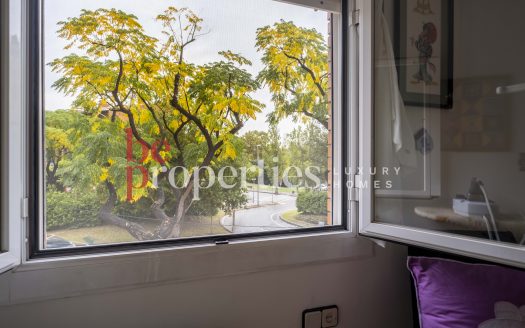 Oportunidad!! Adosada en Coll Favà