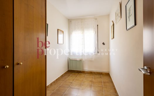 Oportunidad!! Adosada en Coll Favà