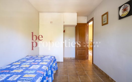 Oportunidad!! Adosada en Coll Favà