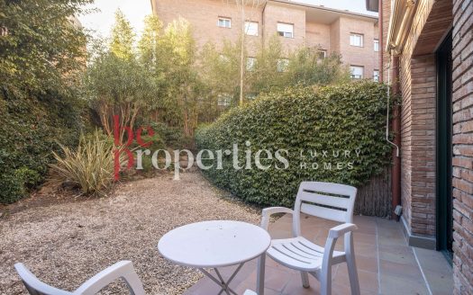 En exclusiva regia planta baja en Eixample, Sant Cugat