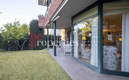 En exclusiva regia planta baja en Eixample, Sant Cugat