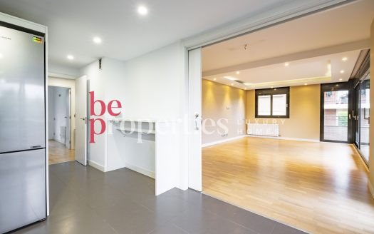 Piso céntrico delante Ayuntamiento