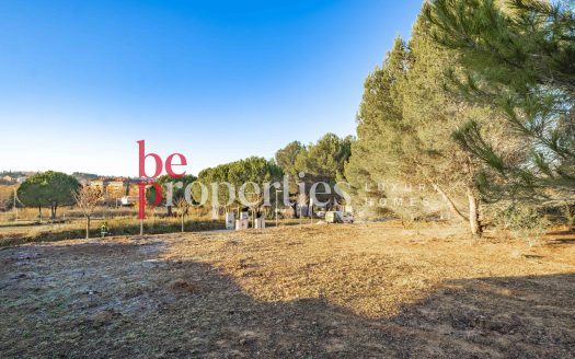 Terreno zona premium Can Mates