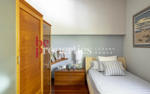 Elegante pareada en el Golf