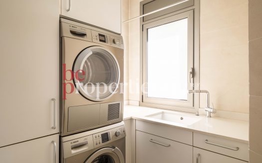 Chalet minimalista cerca estación Valldoreix