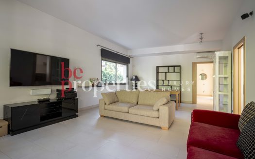 Chalet minimalista cerca estación Valldoreix