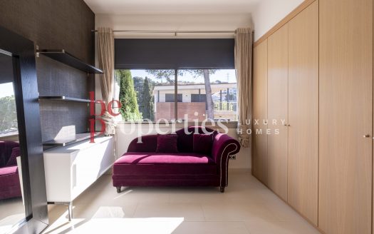 Chalet minimalista cerca estación Valldoreix