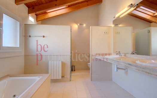 Espacioso Chalet en Mirasol