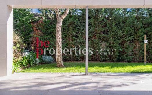 Espectacular casa vanguardista en el Golf