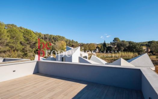 Espectacular casa vanguardista en el Golf