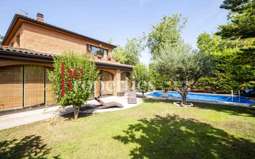 Zona prime Sant Cugat, Unifamiliar con mucho terreno.