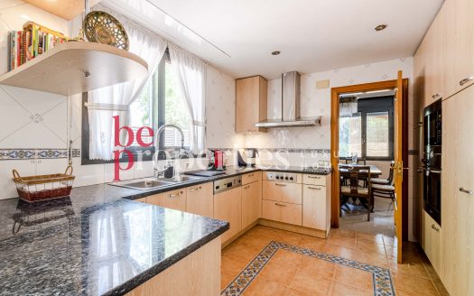 Zona prime Sant Cugat, Unifamiliar con mucho terreno.