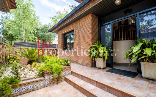 Zona prime Sant Cugat, Unifamiliar con mucho terreno.