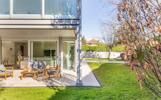 Unifamiliar, única en la zona