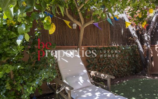 En exclusiva impecable Planta Baja en Coll Favà con inquilino