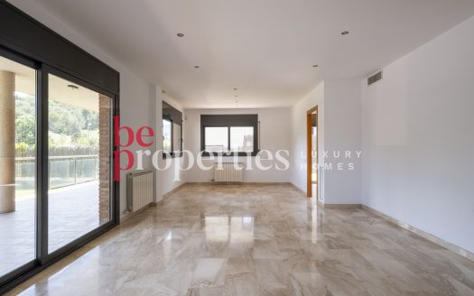 Fantástica unifamiliar com gran jardín en Mirasol