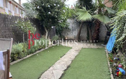 Pareada muy céntrica en Sant Cugat