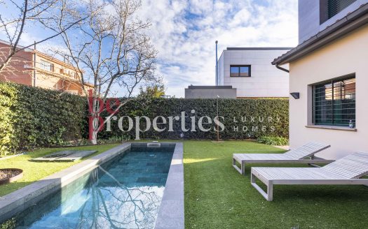 Exclusiva casa de diseño en Mirasol