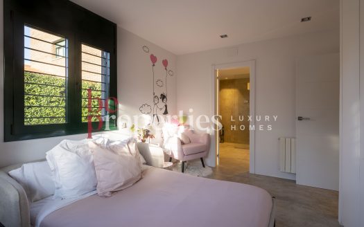 Exclusiva casa de diseño en Mirasol