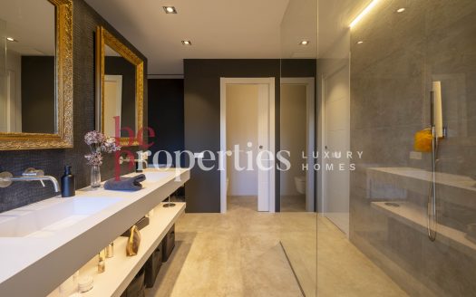 Exclusiva casa de diseño en Mirasol