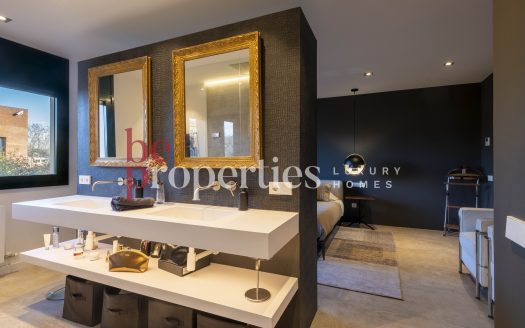 Exclusiva casa de diseño en Mirasol