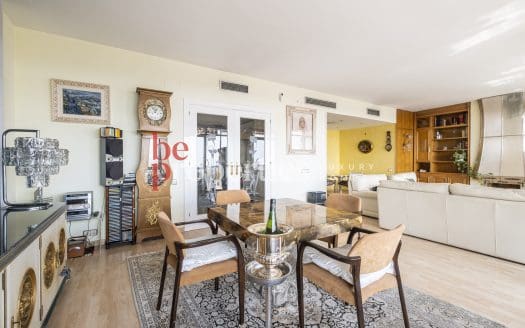 Piso con terraza en Bonanova