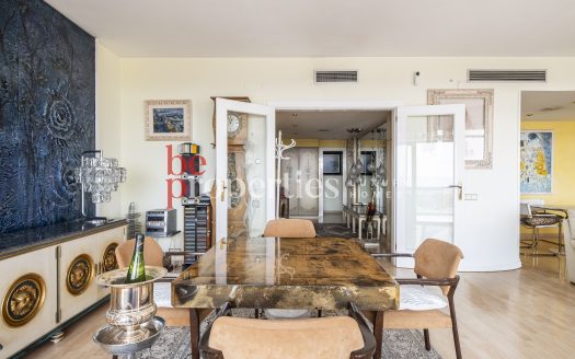 Piso con terraza en Bonanova