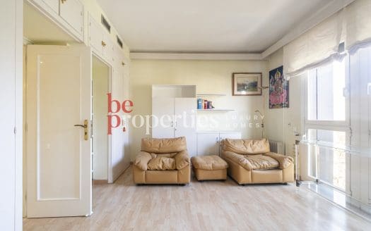 Piso con terraza en Bonanova