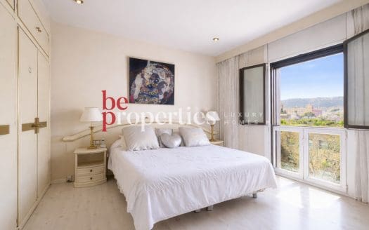 Piso con terraza en Bonanova