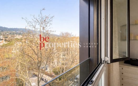 Piso con terraza en Bonanova