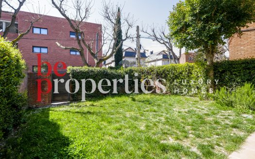 Planta baja cerca estación Sant Cugat