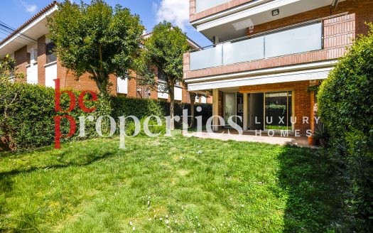 Planta baja cerca estación Sant Cugat