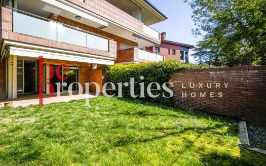 Planta baja cerca estación Sant Cugat