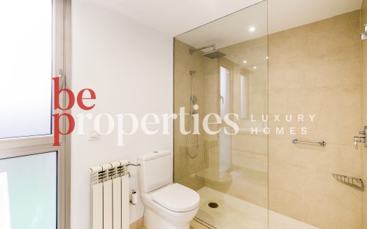 Planta baja cerca estación Sant Cugat