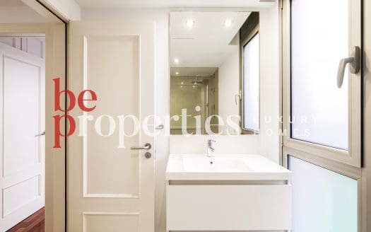 Planta baja cerca estación Sant Cugat