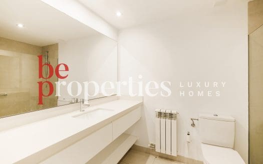 Planta baja cerca estación Sant Cugat